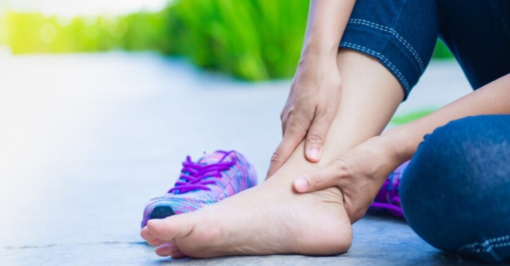 doctors for ankle pain treatment in Indore