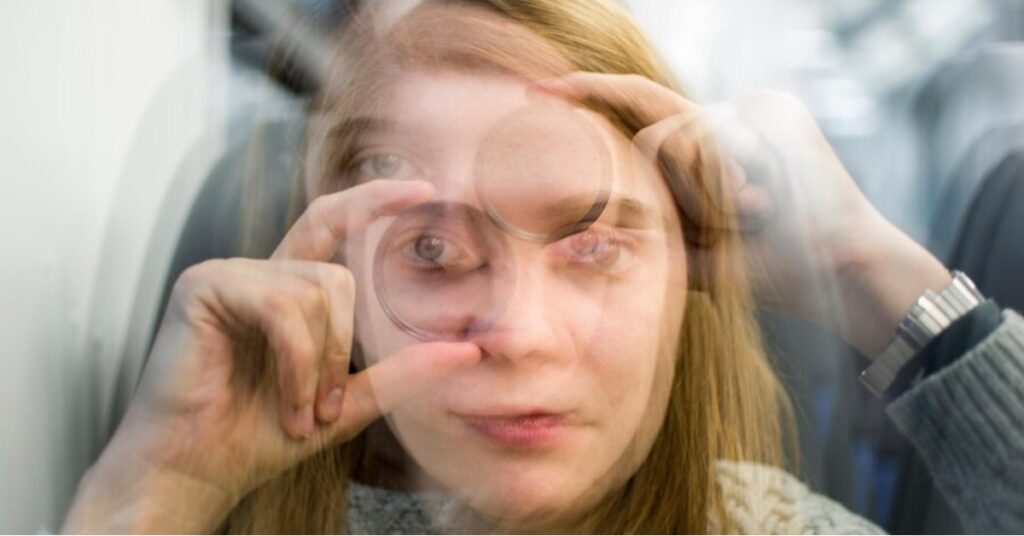 धुंधली दृष्टि उपचार इंदौर में