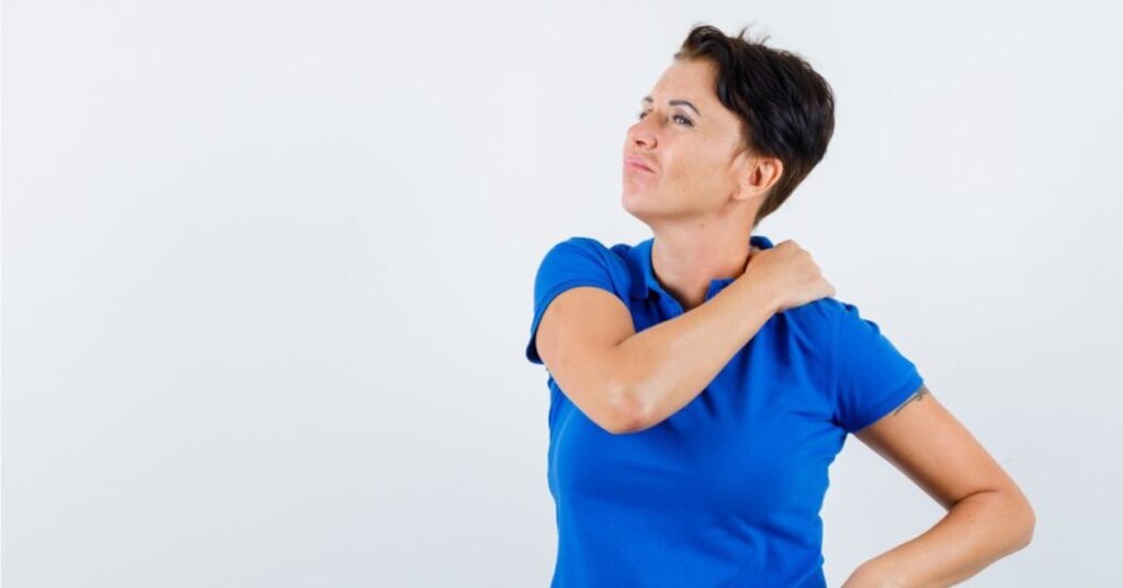 जमे हुए कंधे